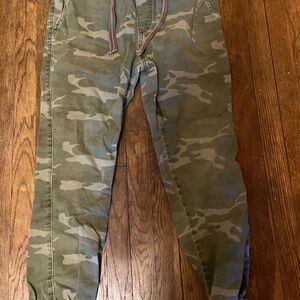 Men’s Camouflage Jogger Pants